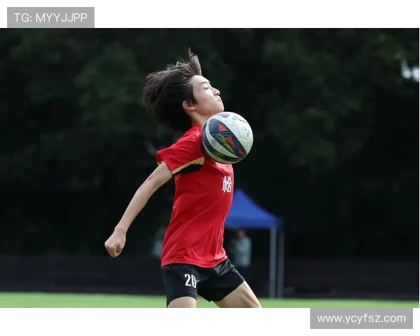 上海足球队逆袭之路欧锦赛特别报道见证梦想与坚持的力量